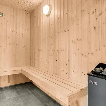 Stunning In Sydals With Sauna 度假居 霍如帕
